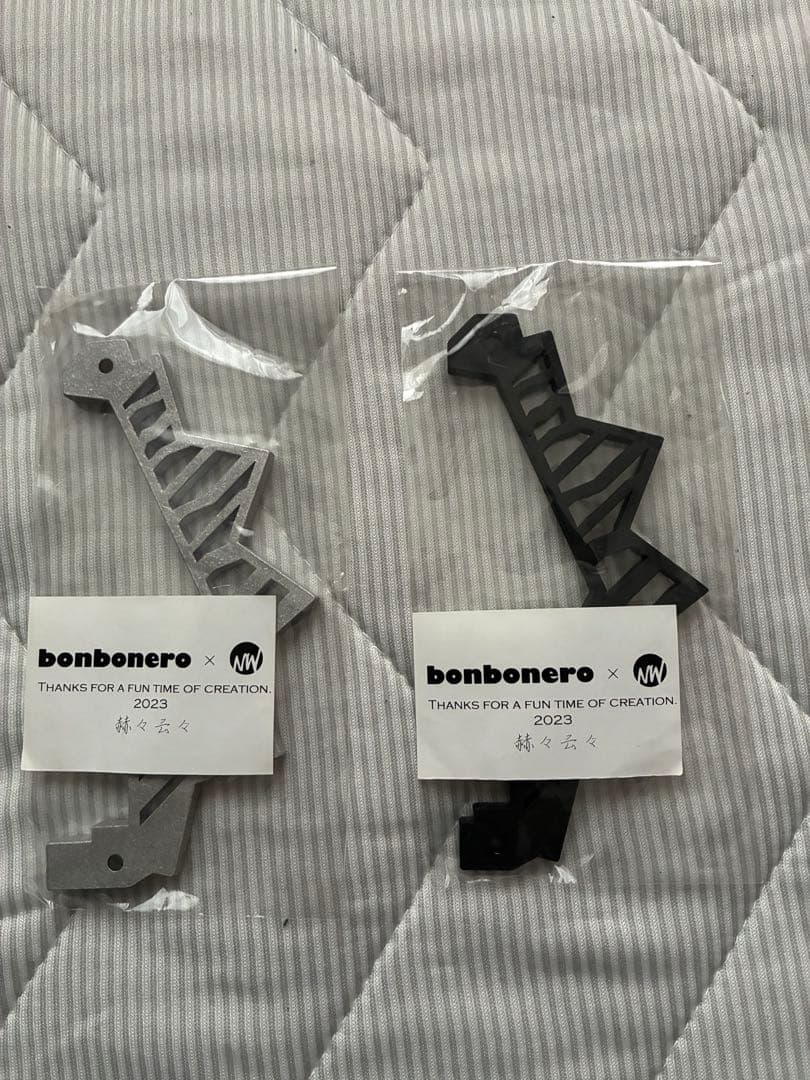 ボンボネロ× nowellcamp カスタムフィン　赫々云々