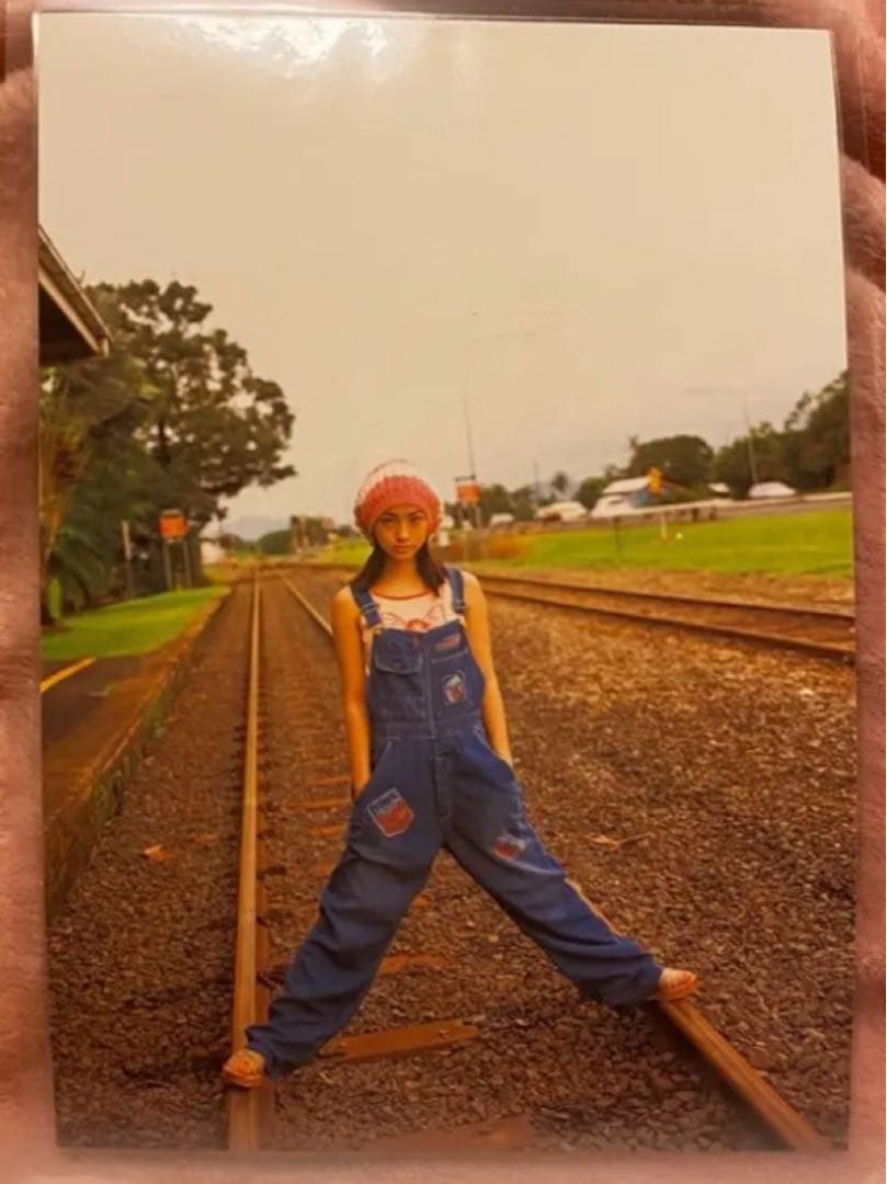 上戸彩ラミネート加工