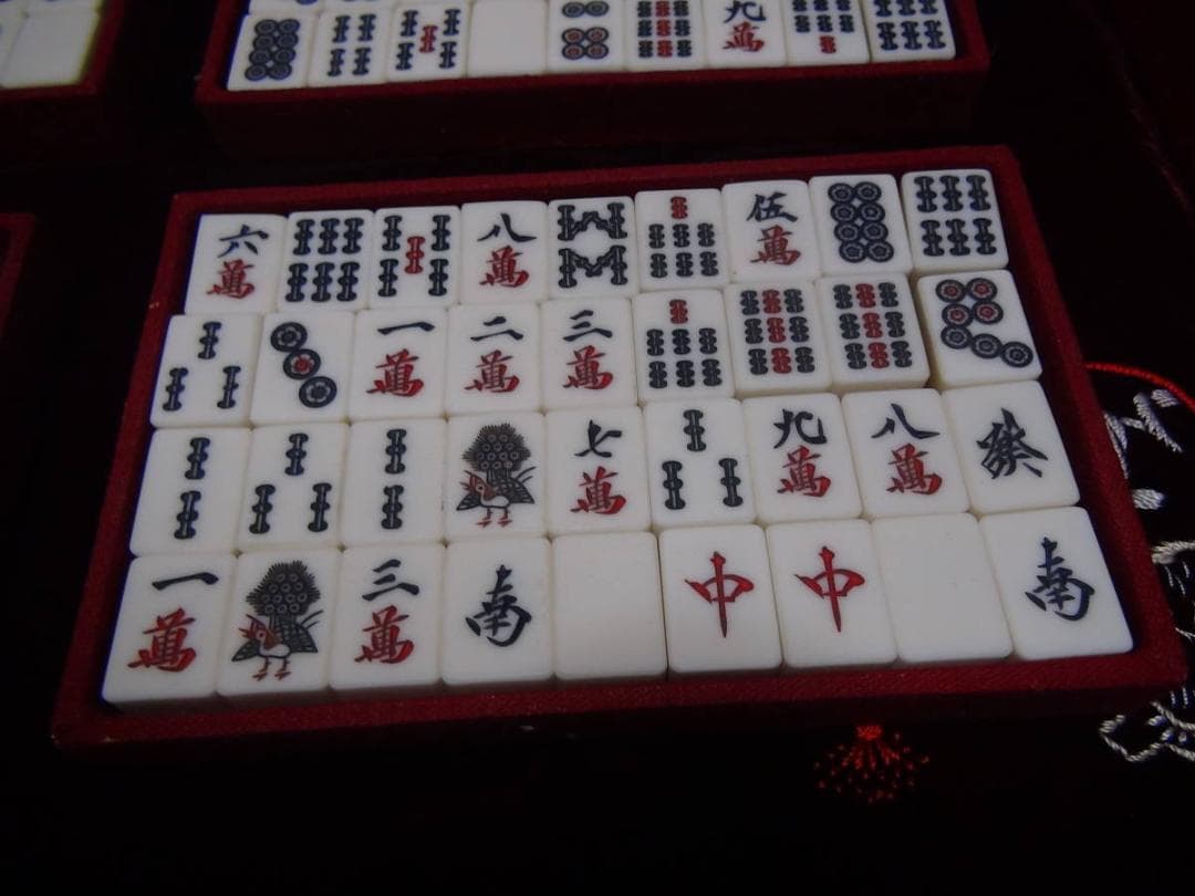 麻雀パイ 麻雀牌 マージャン 牌 ! 。