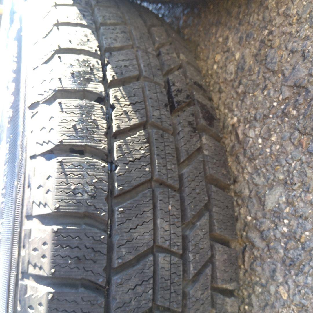 145/80R13　ほぼ新品スタッドレスタイヤ　ホイル付き　４本セット　送料込み