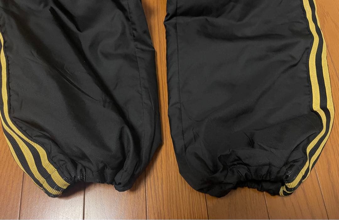 adidas製　サントリー サンゴリアス ウォームアップスーツ