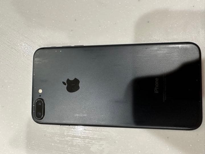 コンピュータ・IT iPhone7 plus 128GB