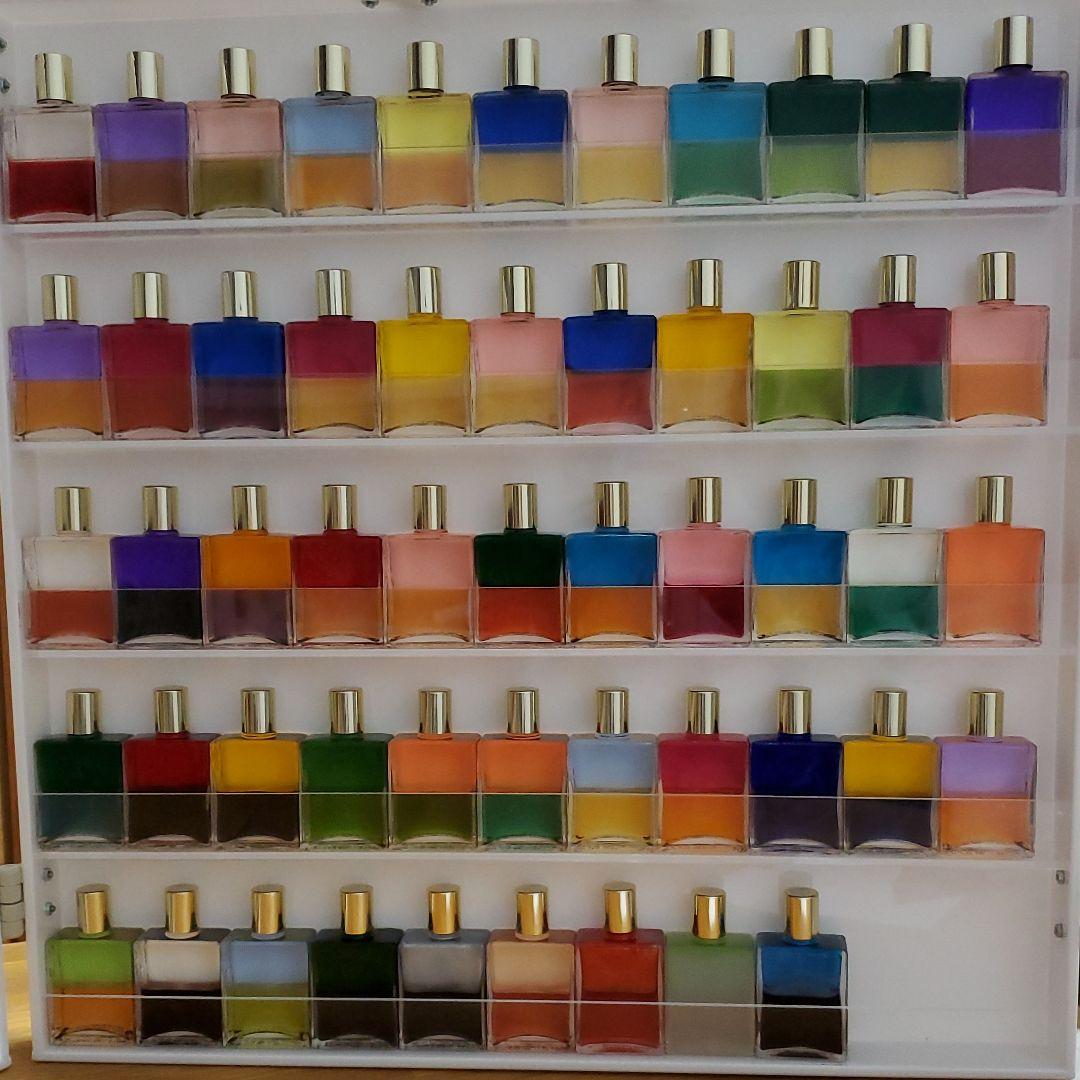 希少！廃盤品！オーラソーマ ボトル 25ml ケース付き！郵送します！！