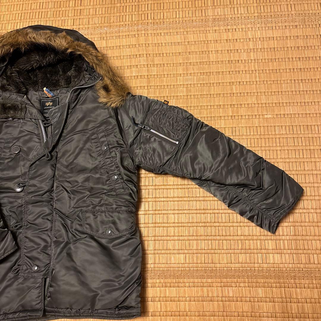 美品　ALPHA ミリタリージャケット　カーキ　M