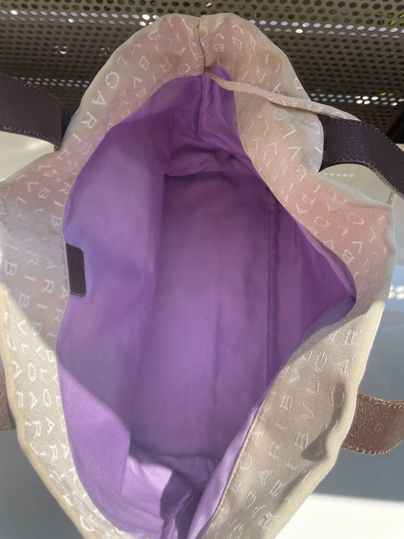 BVLGARI ロゴプリント トートバッグ