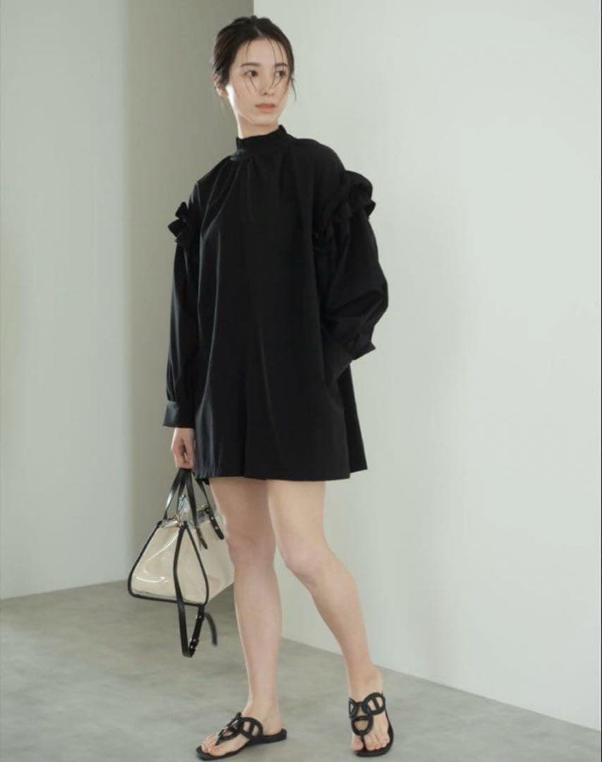 メゾンドドルチェ　ラッシュガード　ブラック