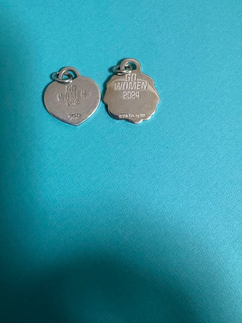 りさトゥーラ美品ティファニー名古屋ウィメンズマラソン ペンダント2点セット