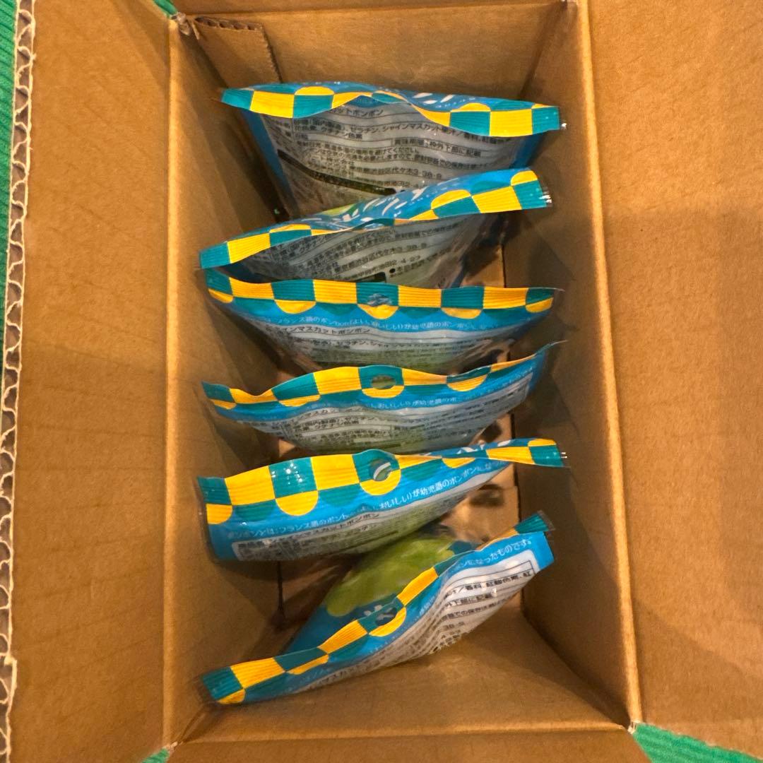 シャインマスカットボンボン　1ケース　6袋　新品未開封