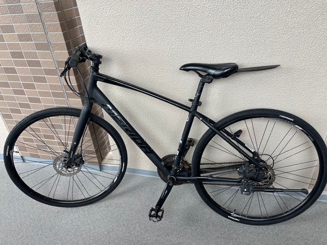 MERIDA 黒クロスバイク ass saver 3枚付き　手渡し北千住付近