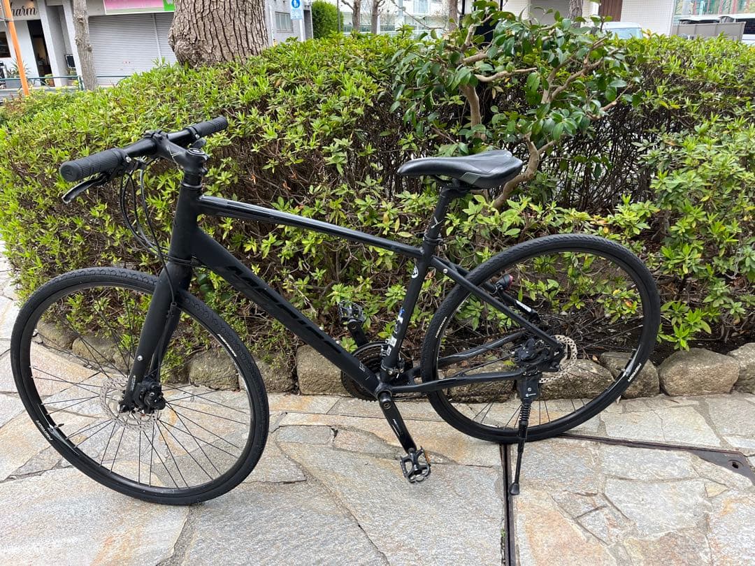 MERIDA 黒クロスバイク ass saver 3枚付き　手渡し北千住付近