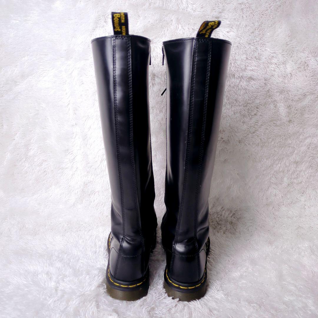 希少 入手困難　ドクターマーチン １２２７０ ２０ホール　サイドジップ