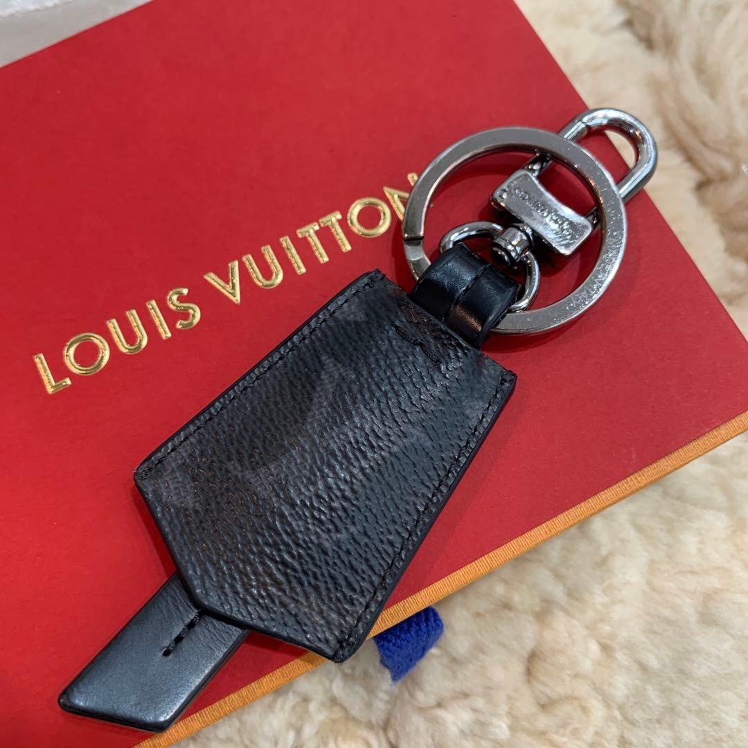 ルイヴィトン クロッシュ クレ キーホルダー バッグチャーム M63620