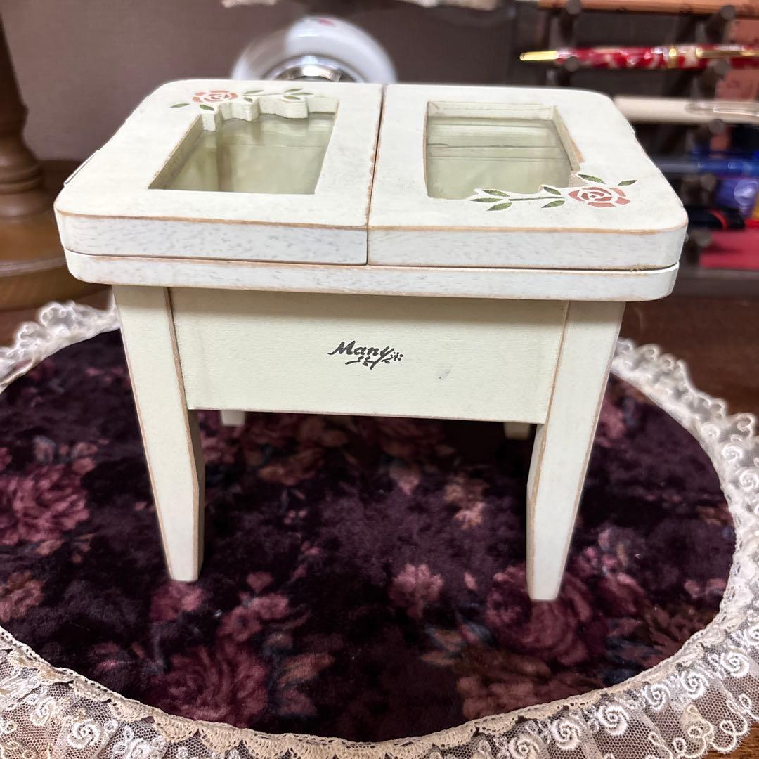 ステンシルマニーローズ ミニチュア家具 マニーポストカードプレゼント