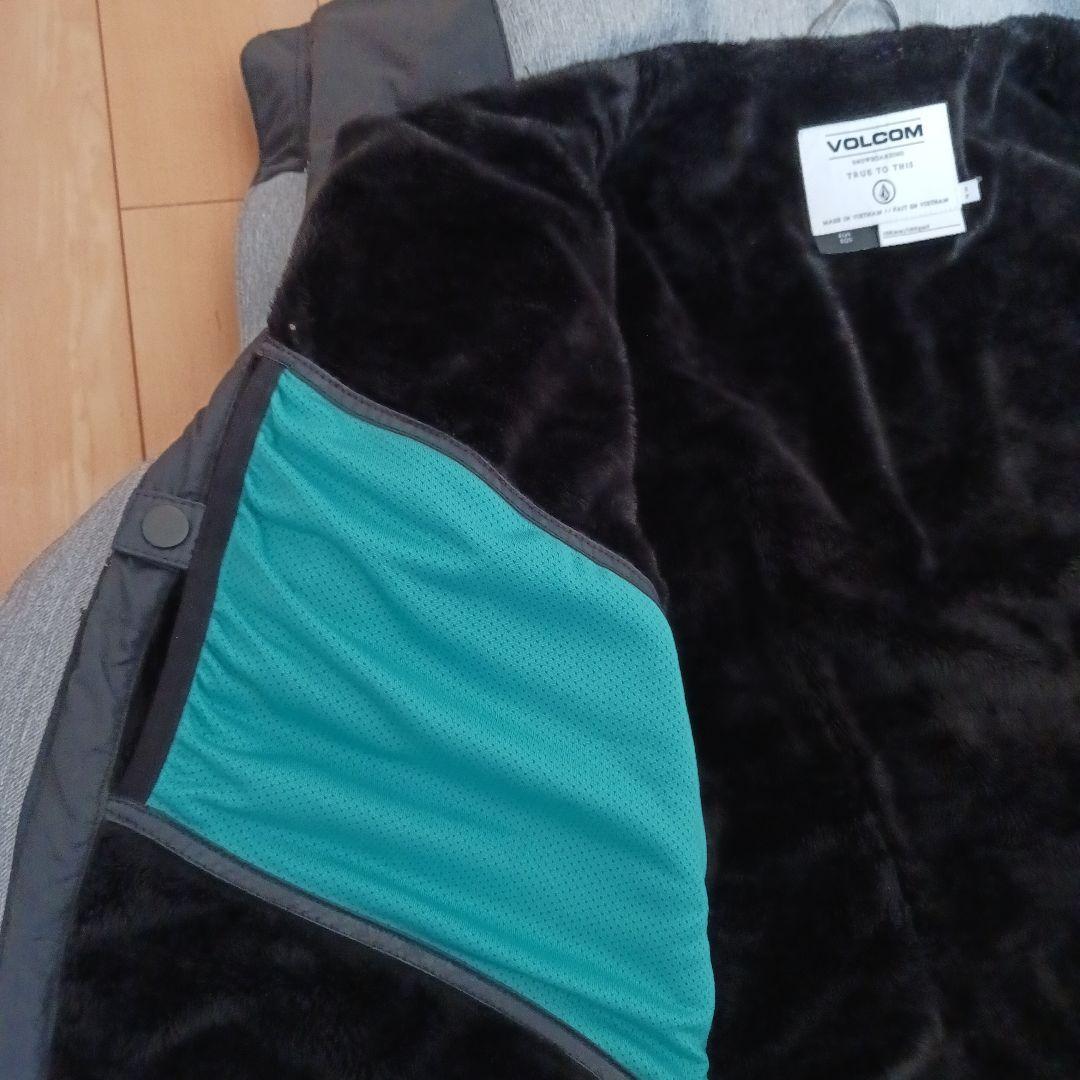 【美品】VOLCOM スノーボードウェアジャケット レディースＳサイズ