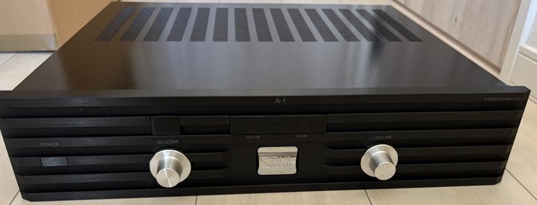 ★　超美品　保証あり　SOULNOTE A-1B　プリメインアンプ ブラック　★