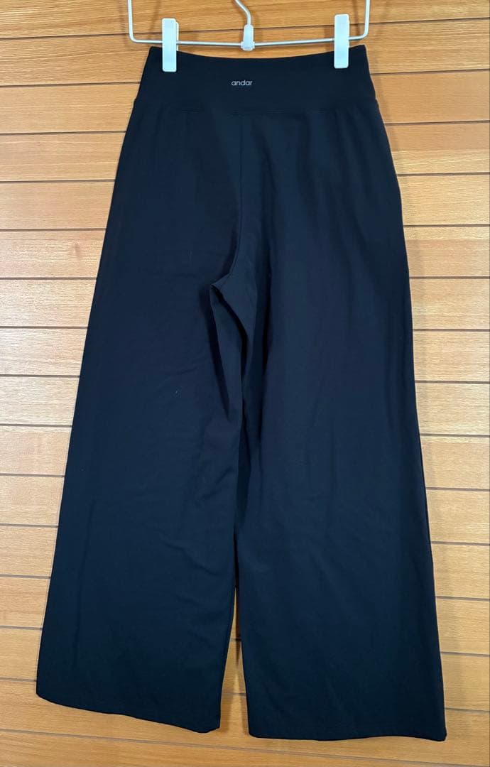 アンダールandar Airywin 裏起毛マキシワイドレギンス ブラックL