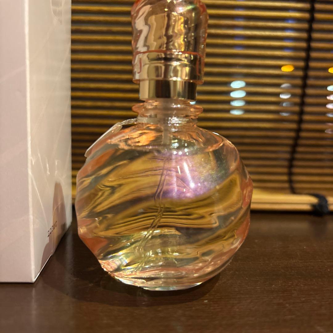 ベネフィーク　オードパルファム　50ml 2プッシュのみ　美品　最安値