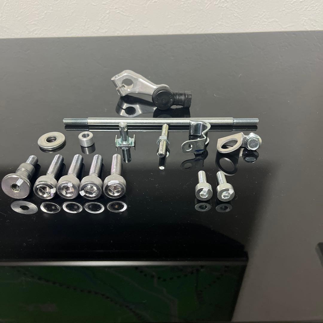 CB1300SC54 ホンダ純正ステップ左右ボルト他新車外し美品cb1300