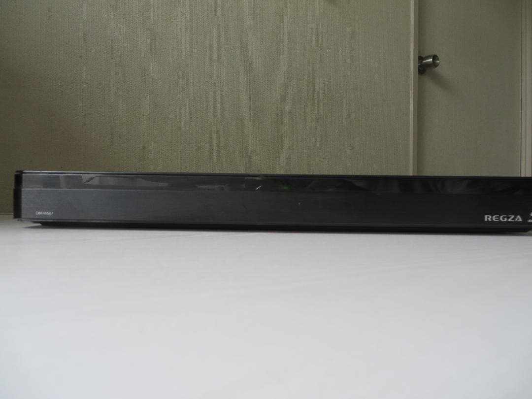 東芝ブルーレイレコーダー DBR-W507　２番組　500GB　２０１7年製