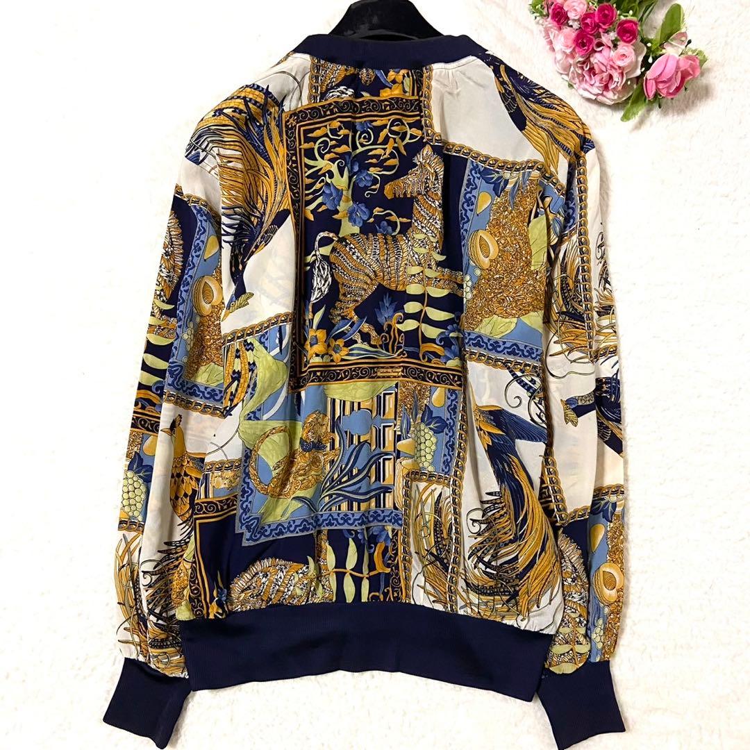 【美品】サルヴァトーレ フェラガモ 総柄 ブラウス ネイビー イエロー Sサイズ