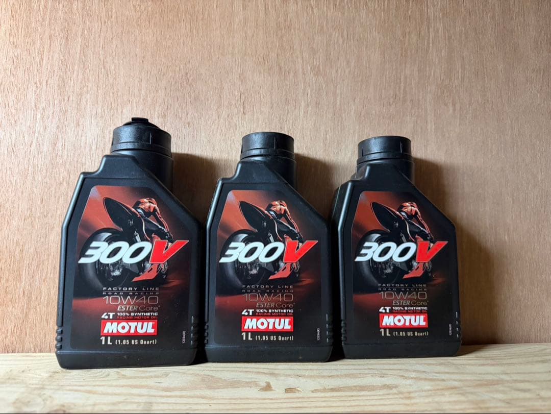 MOTUL 300V 10W-40 1L ×3本セット