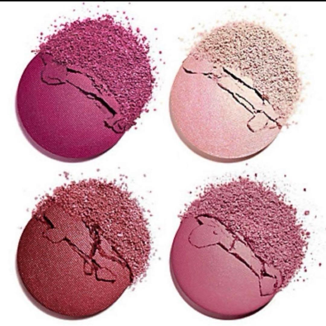 CHANEL ルージュヌワール コンフィダンス　アイ＆チークカラーパレット