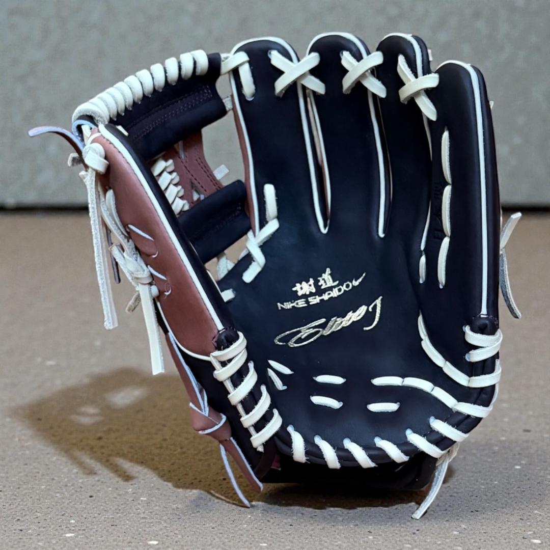 n*i様 【日本未発売】ナイキ 硬式野球グローブ