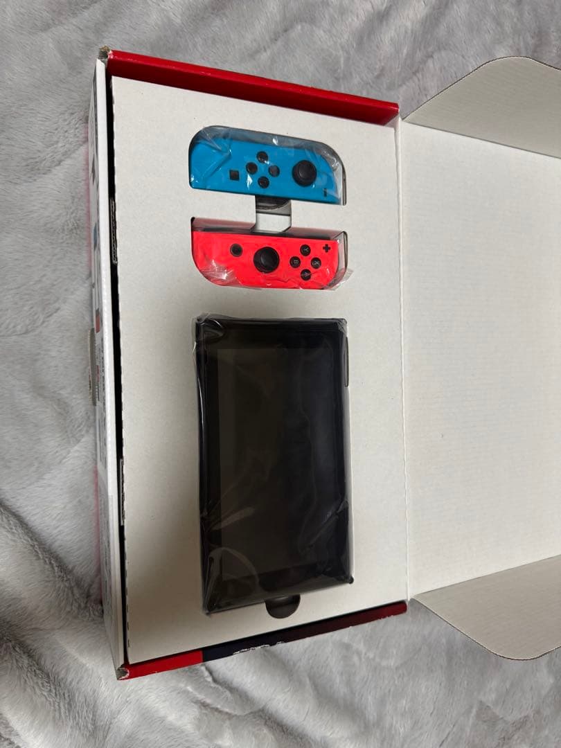 【美品】Nintendo Switch 本体