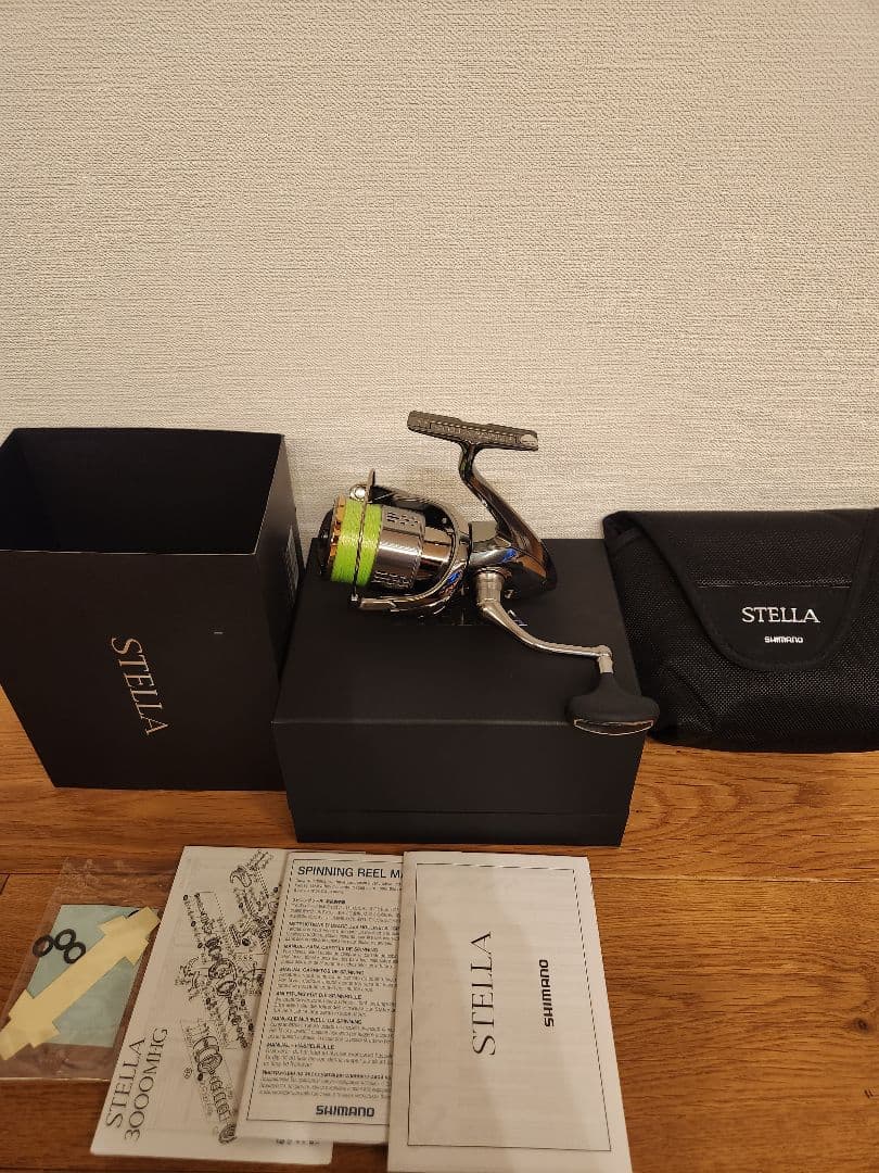 18ステラ　c3000mhg　シマノ　美品
