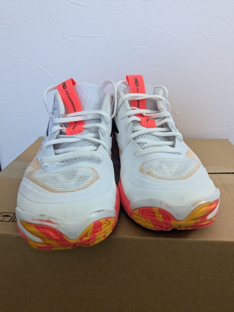 Mizuno ウェーブモーメンタムエリート　バレーボールシューズ　26cm