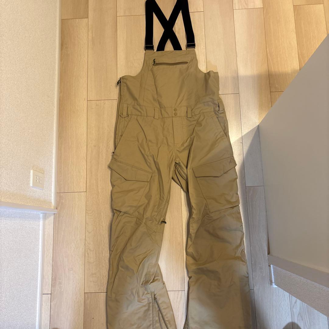 BURTON ベージュオーバーオール・ビブパンツ