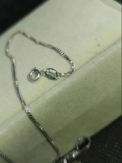 新品未使用PT950 プラチナスクリューチェーンネックレス