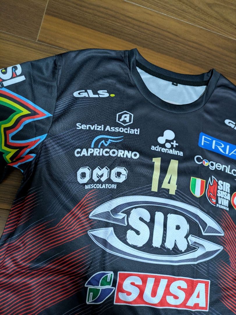 ★石川祐希 ペルージャ　黒ユニフォーム　ゲーム　シャツ　バレーボール　XL