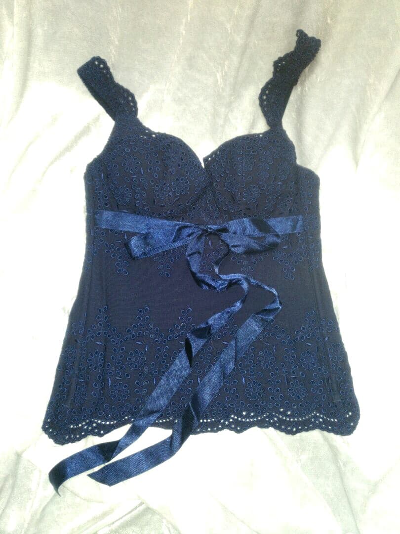 ソフィ様　新品タグ付き　ビスチェ　チェスニービューティー