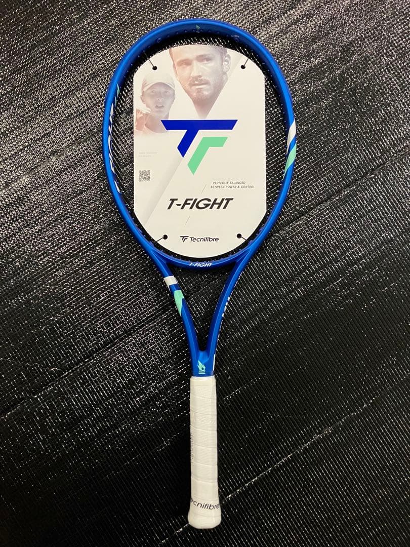 T-FIGHT ID テニスラケット 300g 100in² 16x19