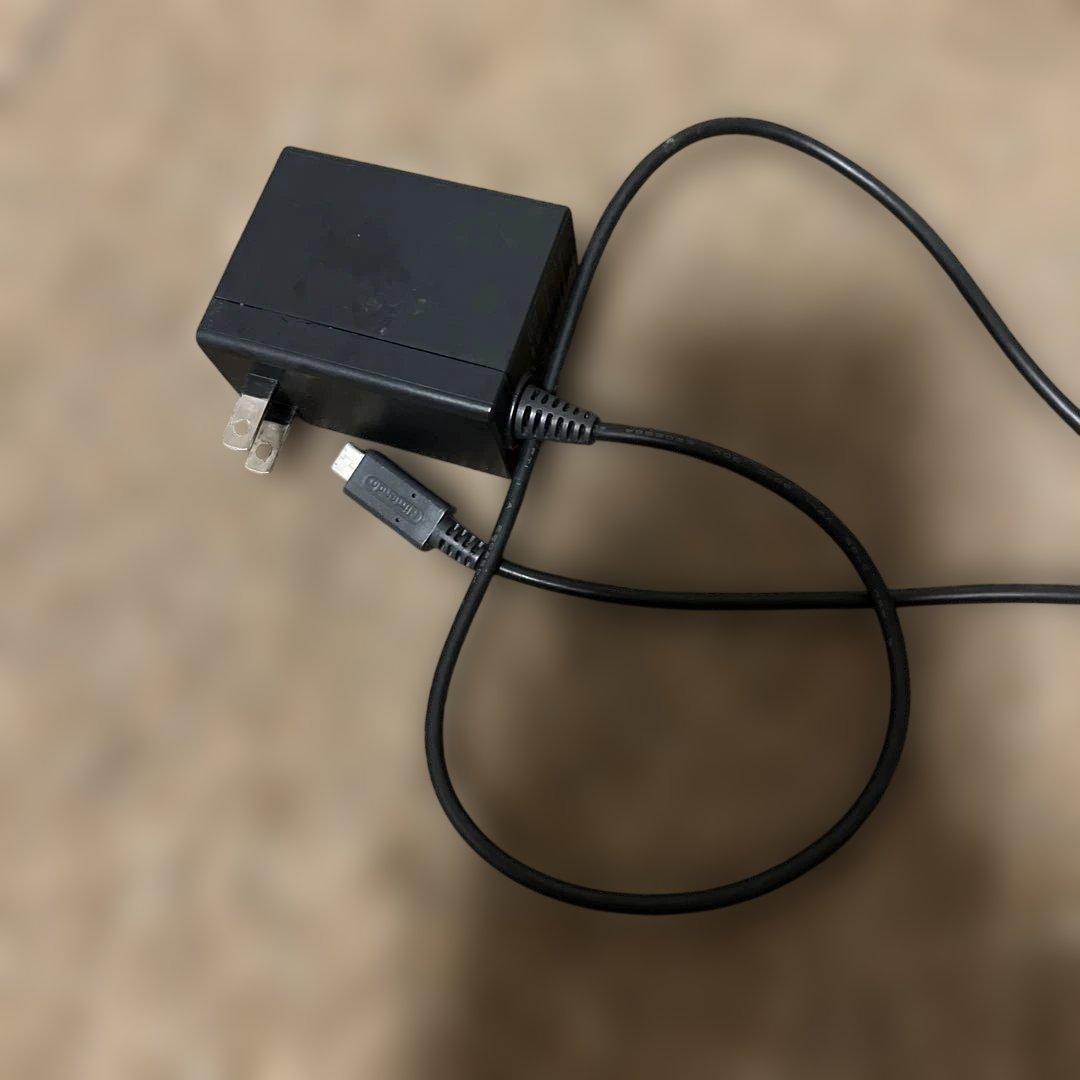 (ジャンク品)Nintendo Switch 本体 青と赤のJoy-Con