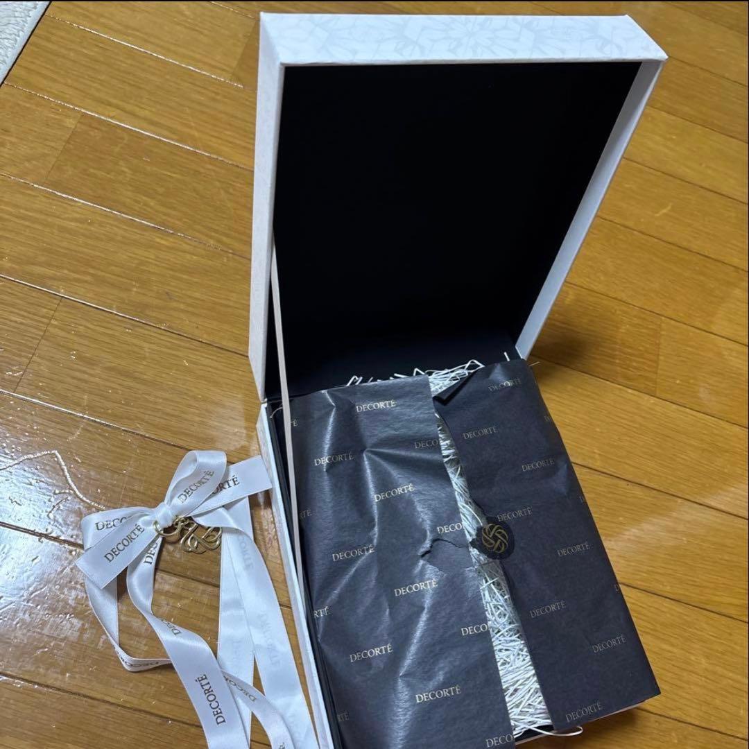 デパコス プチプラ コスメ 化粧品 まとめ売りDECORTEギフトボックス付