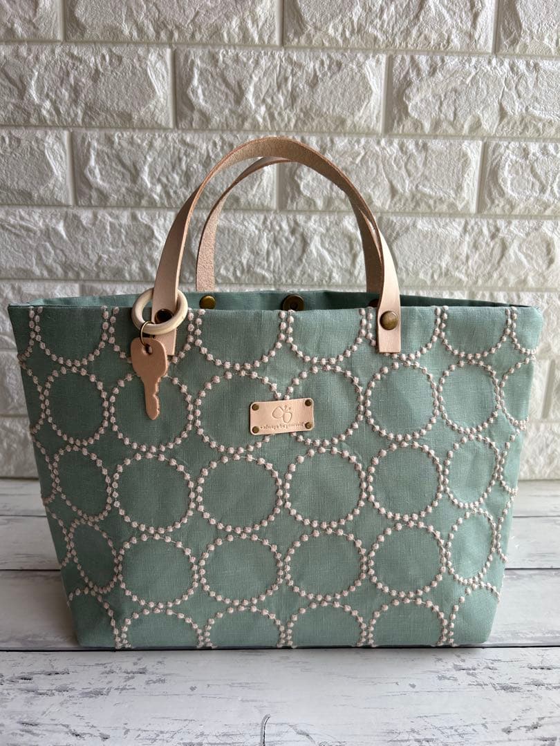 【690】ミナペルホネン　タンバリン　トートバッグ