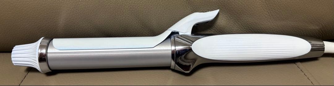 【3回使用のみ】リファカールアイロン　プロ　32㎜　ホワイト