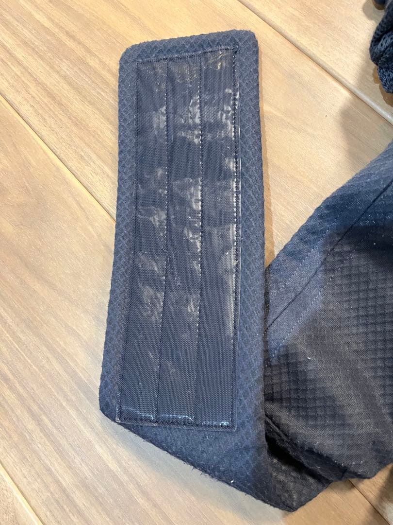 ヌナ　カドル　nuna cudl 抱っこ紐　藍色(アスペン)