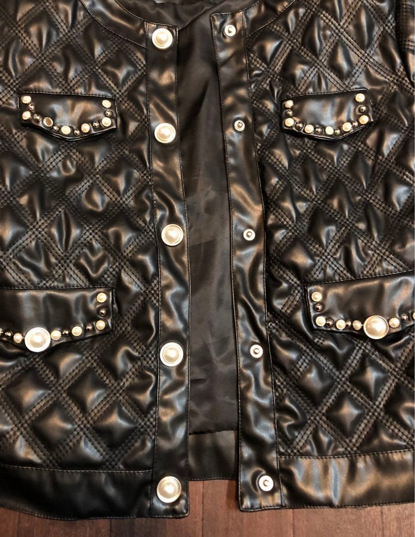 ライダース　中綿　CHANEL ノベルティ　ジャケット　右ポケ上パール一個無し