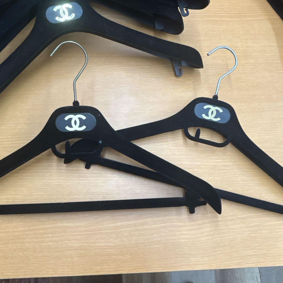 ☆シャネル　ベロア　ベルベット　ハンガー　8本　ヴィンテージ
