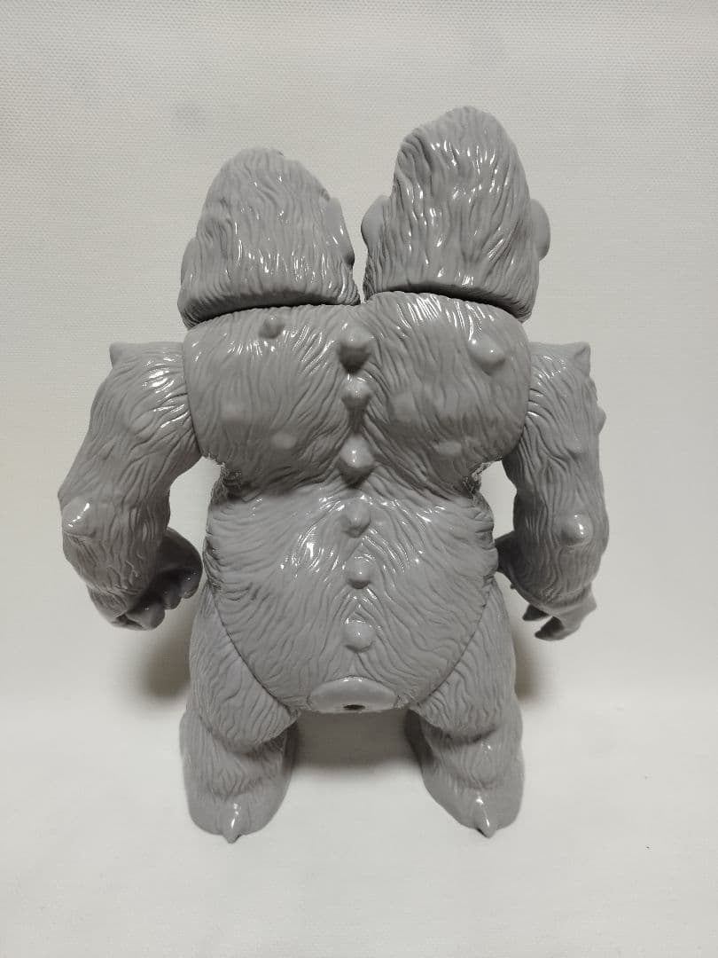 ソフビ Sofubi HxS キングゴリラ獣 グレー 30CM