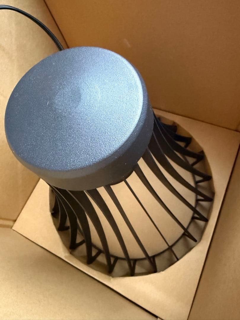 火を使わないWarmthrow DIFFUSA キャンドルウォーマーランプ　鉄製