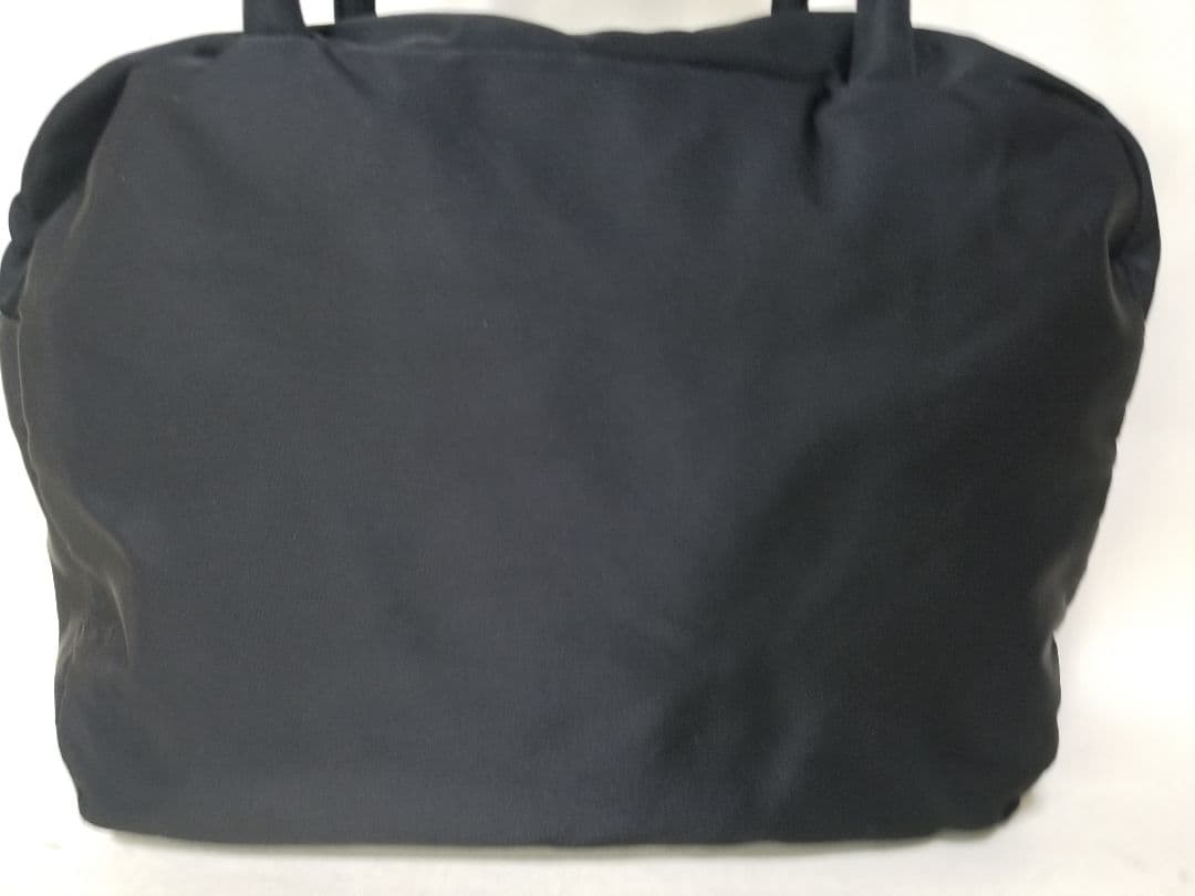 プラダ テスート ブラックナイロン ハンドバッグ/トートバッグ、レディース、