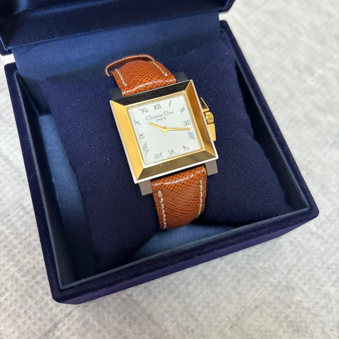 CHRISTIAN DIOR　スクエア　腕時計　レザーベルト