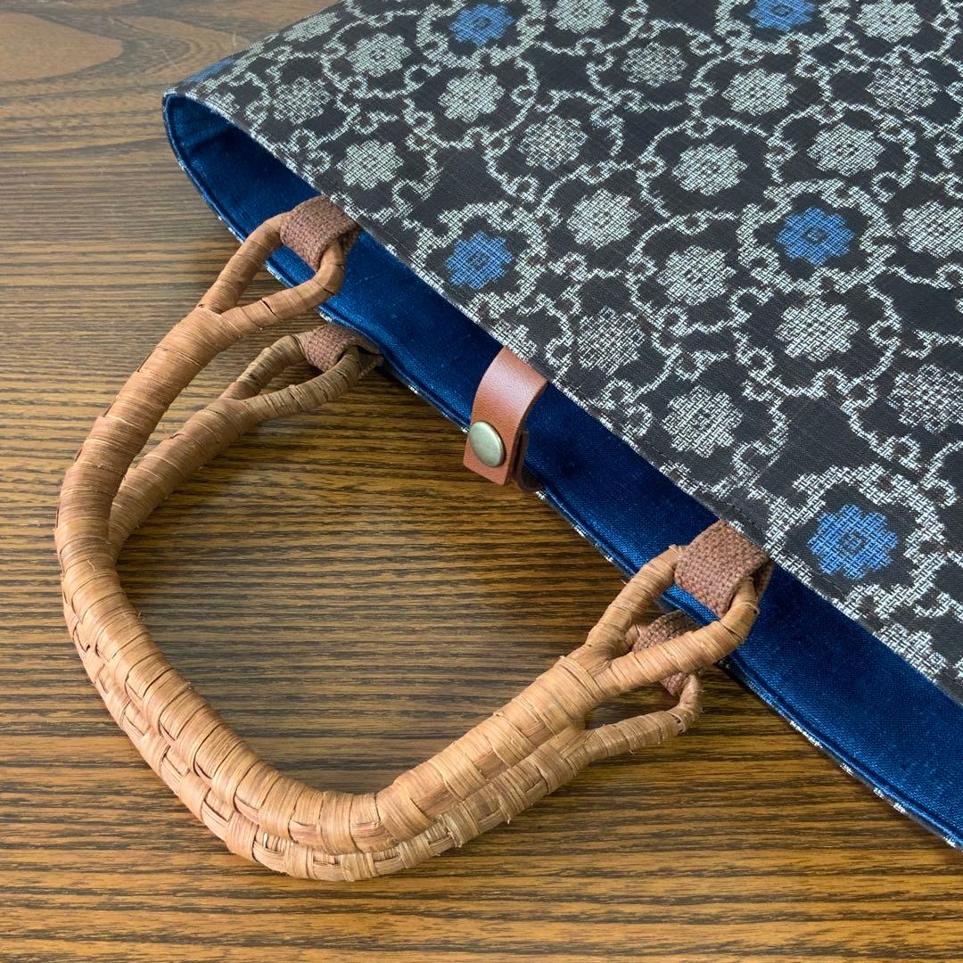 アンティーク大島紬×酒袋　小さな雪輪重ね　リメイク　山葡萄ハンドルバッグ