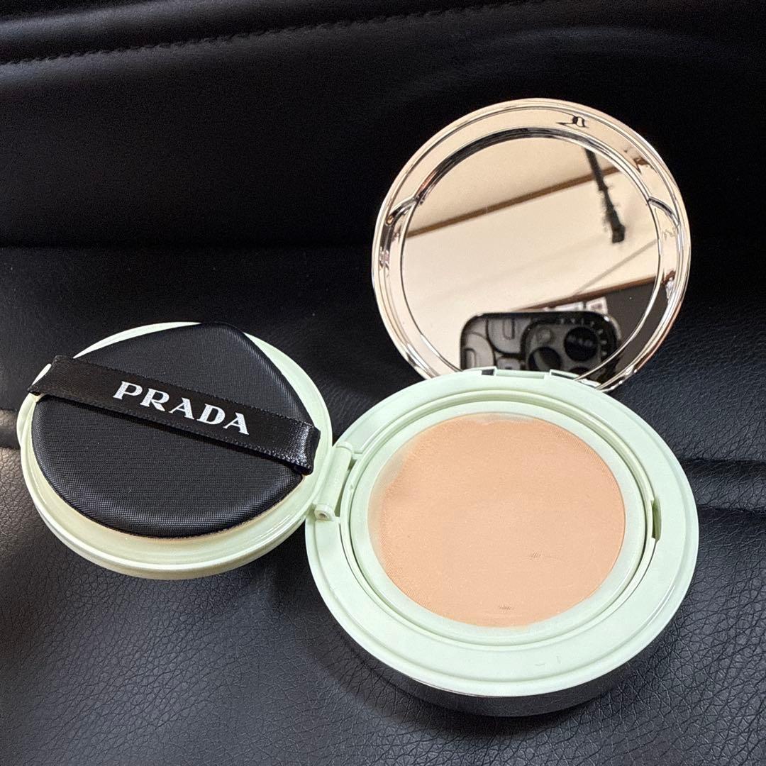 PRADA リヴィール メッシュ クッション LN10