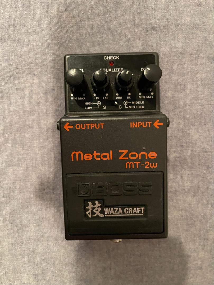 BOSS MT-2w l Zone ギターエフェクター