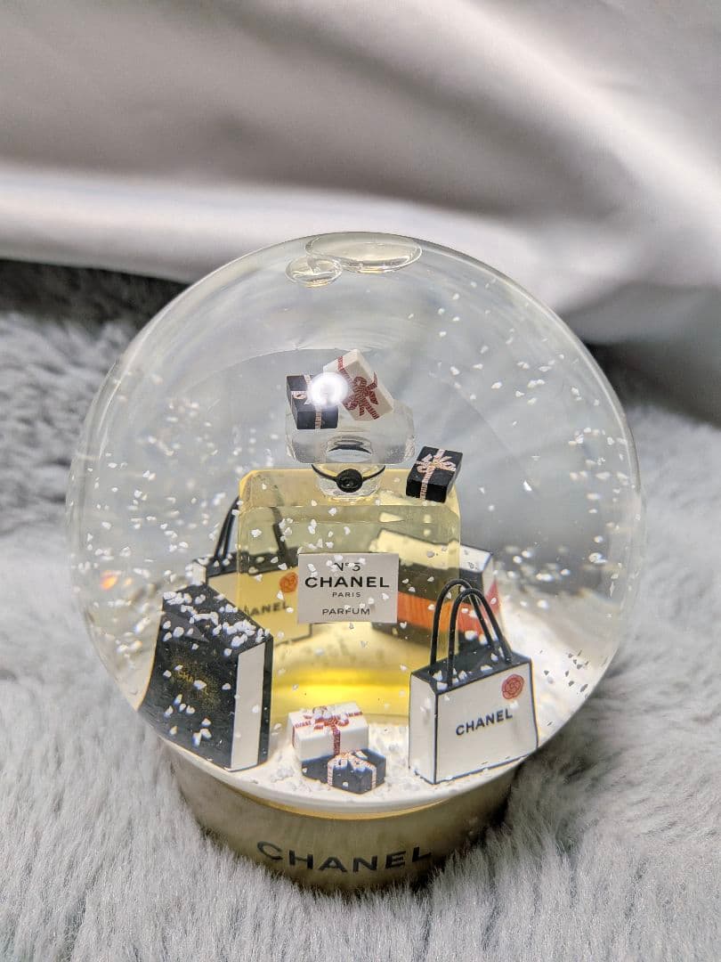み*み様 超レア　新品　CHANEL 100周年記念 スノードーム2021　No